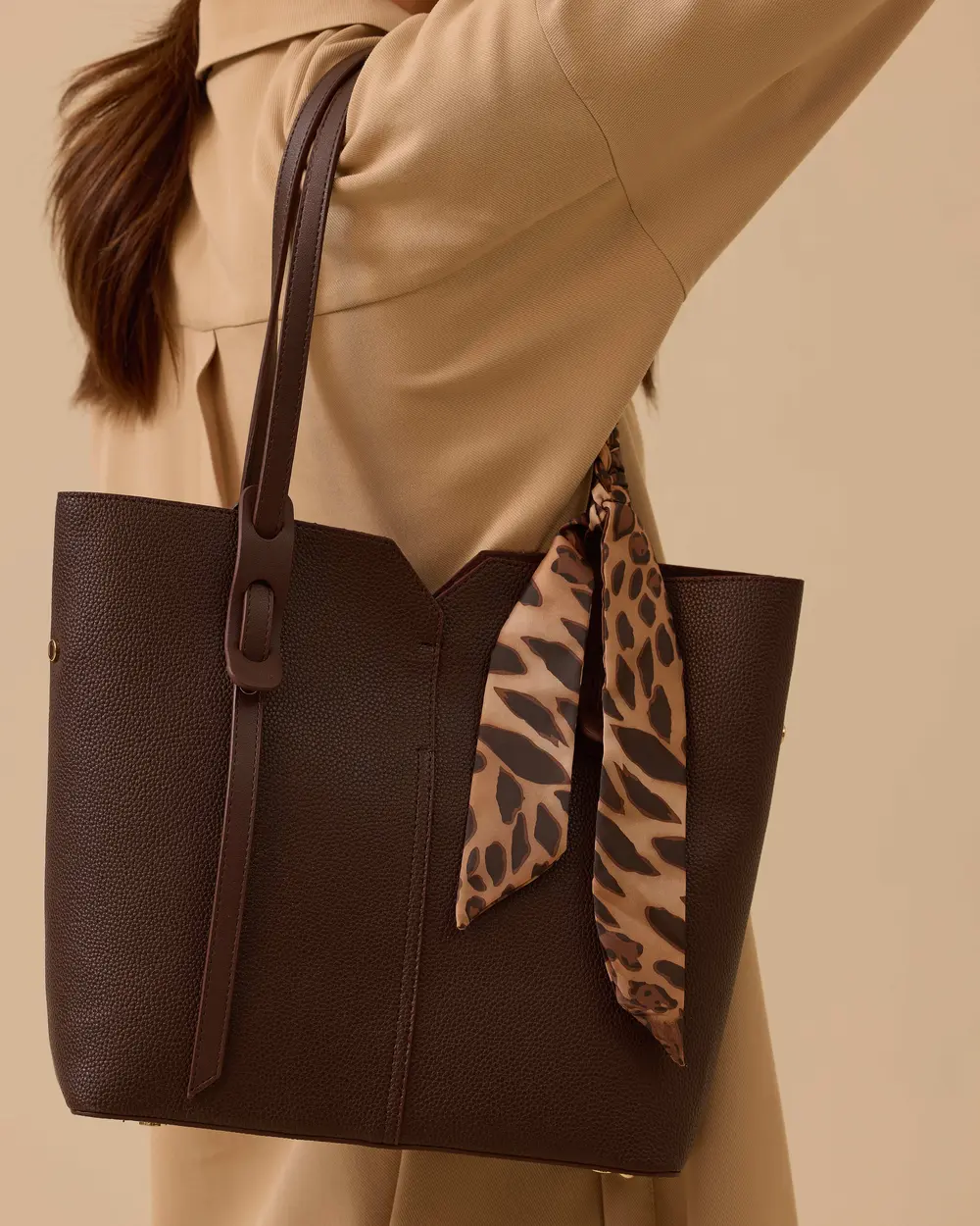 Fular Detaylı Omuz Çantası