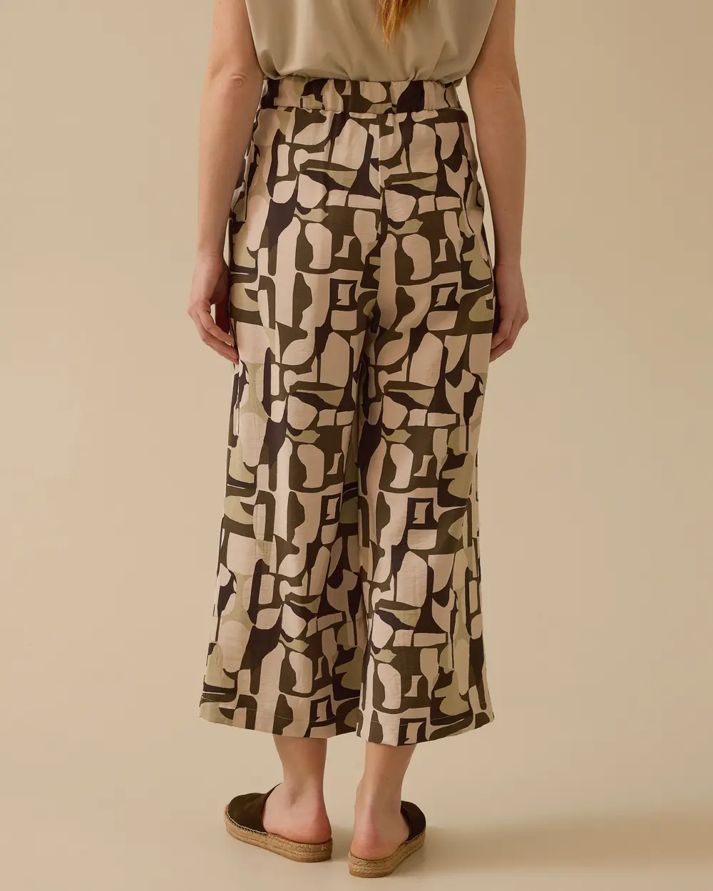 Desenli Geniş Paça Cepli Pantolon