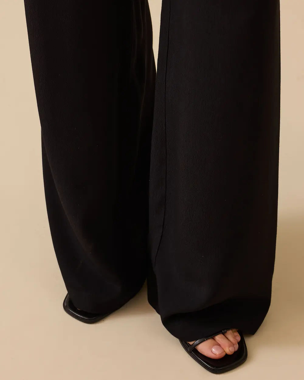 Tek Düğmeli Bol Paça Pantolon