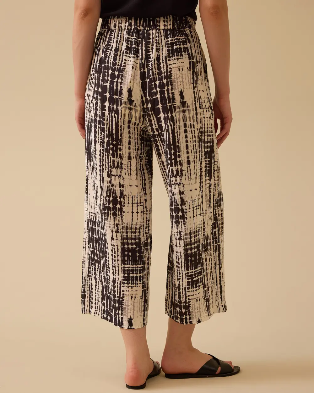 Patterned Ankle Length Pants