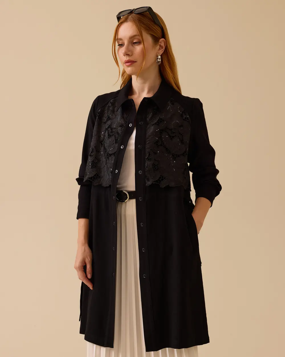 Dantel Garnili Beli Bağcıklı Cepli Tunik