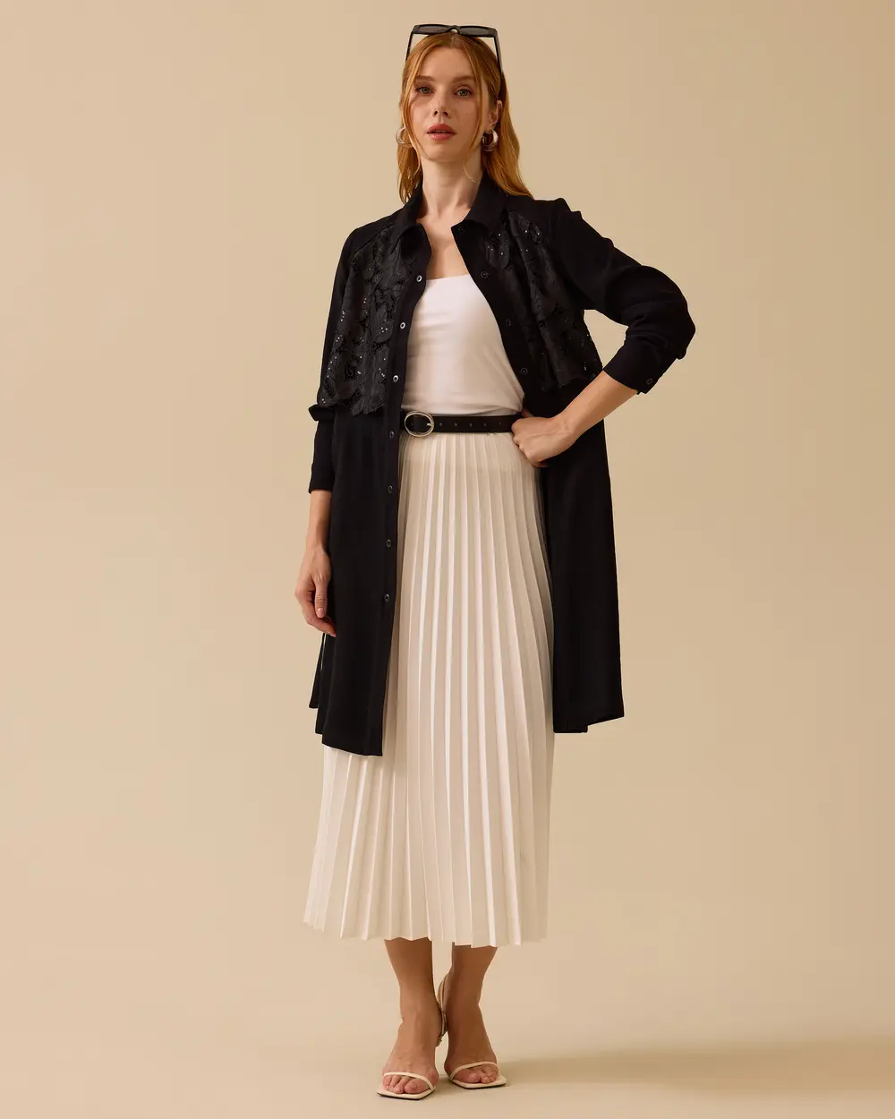 Dantel Garnili Beli Bağcıklı Cepli Tunik