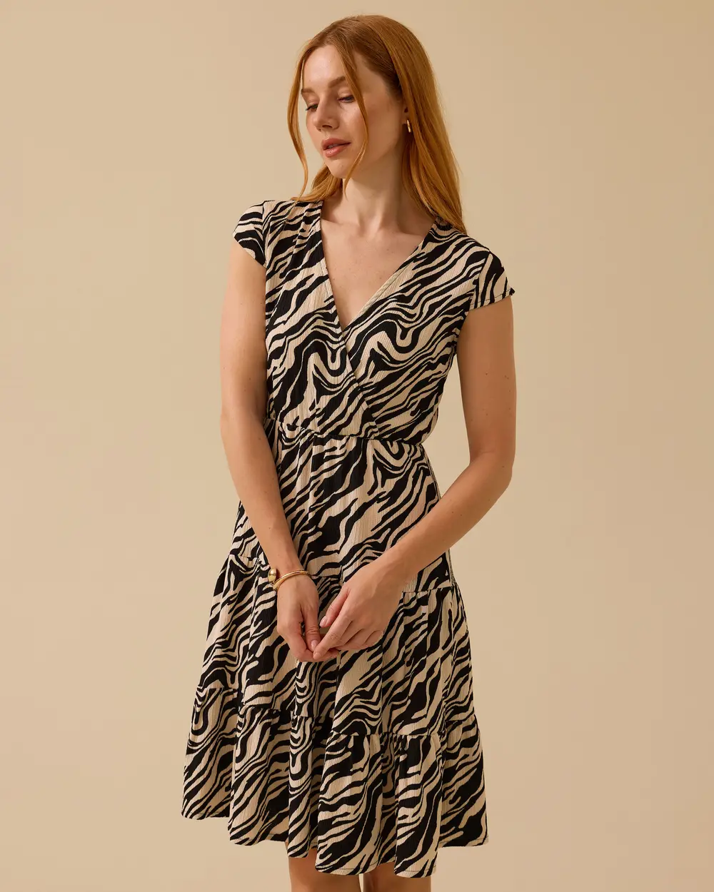 Desenli Elastik Bel Kat Etek Detaylı Elbise