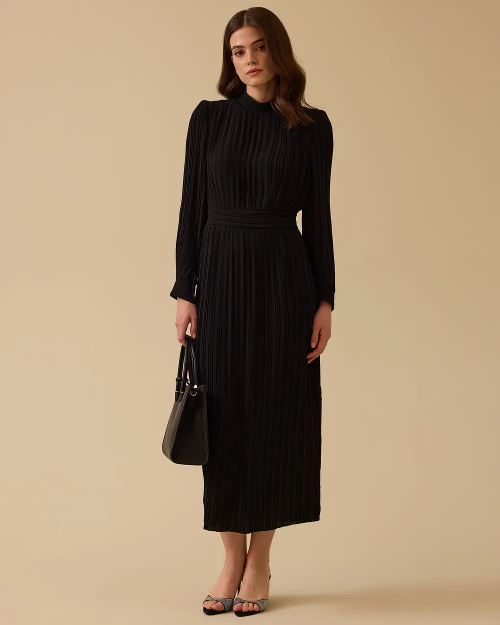 Plise Detaylı Dökümlü Elbise