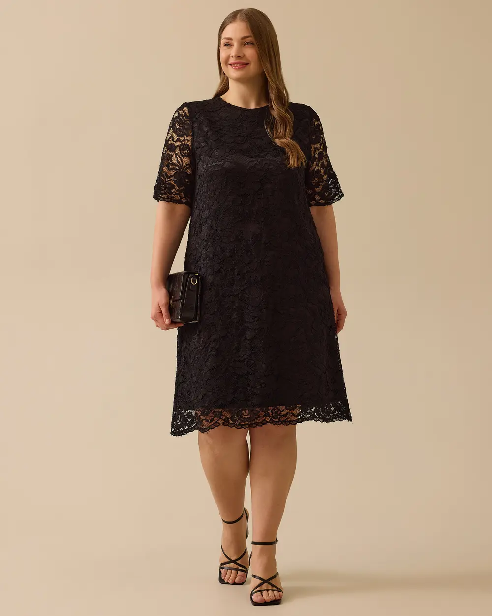 Plus Size Short Sleeve Lace Dress