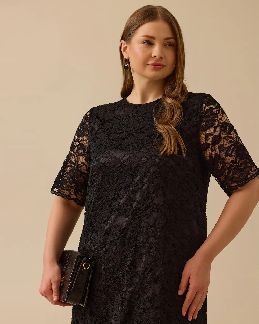 Plus Size Short Sleeve Lace Dress