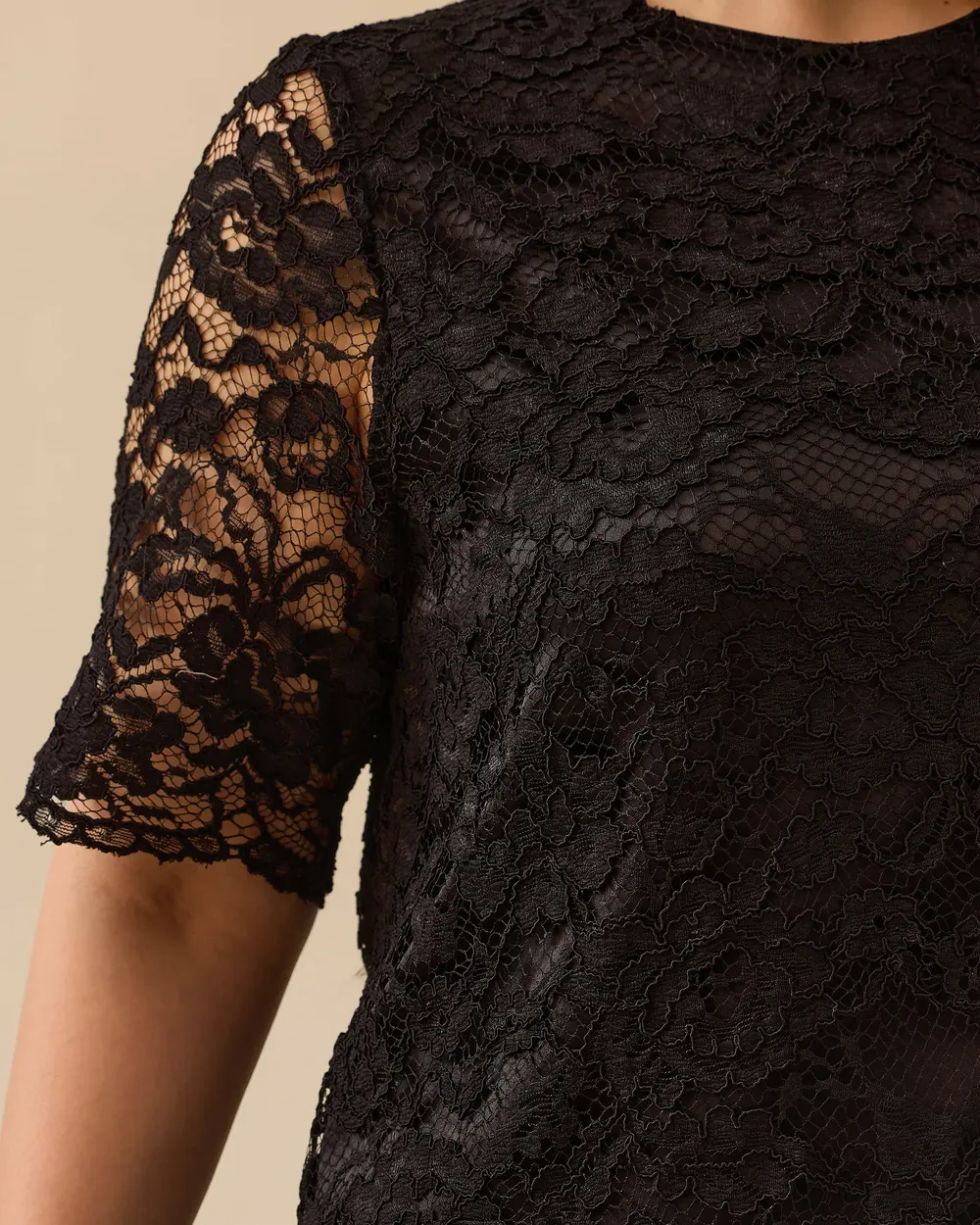 Plus Size Short Sleeve Lace Dress