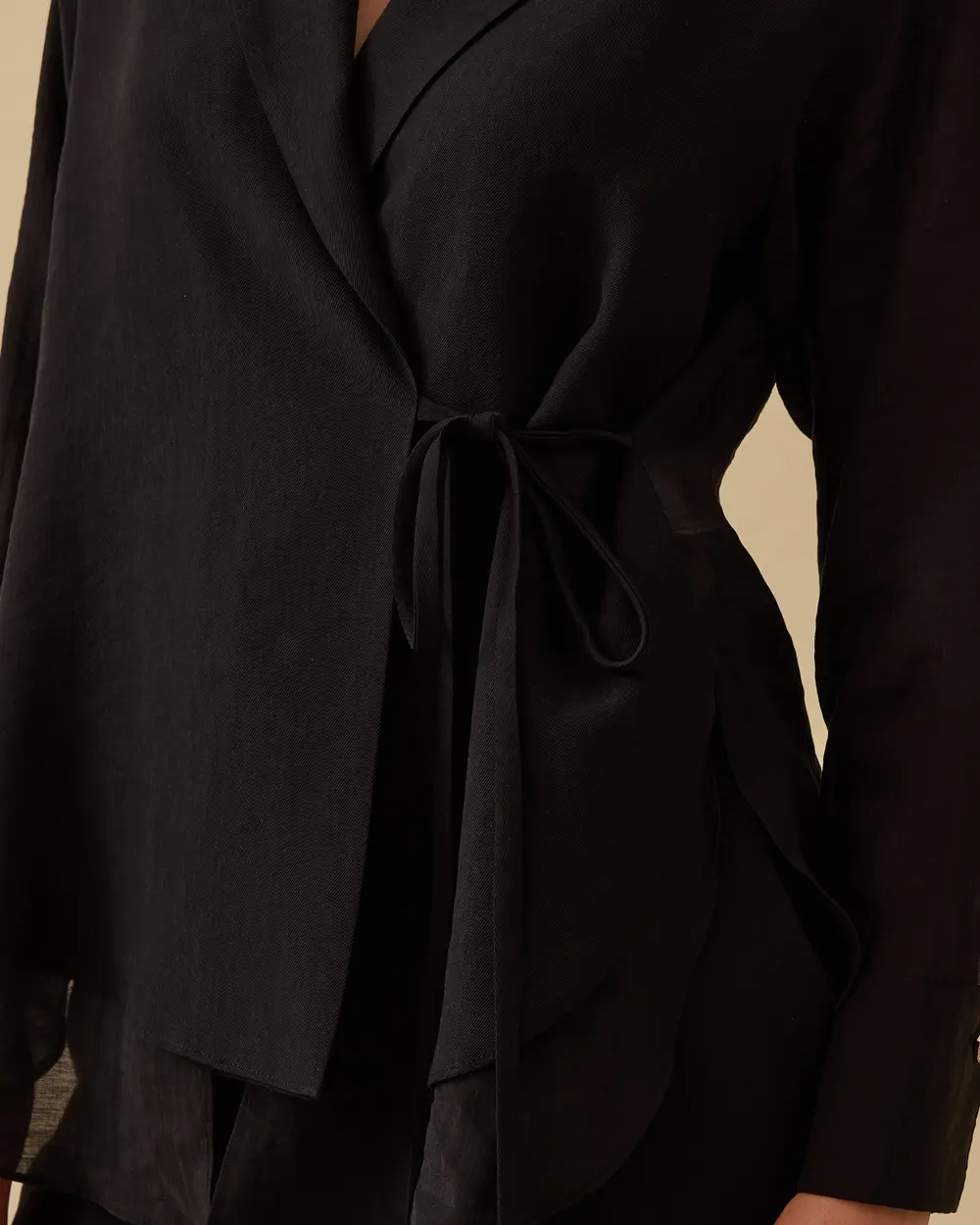 Linen Shirt with Binding Detail