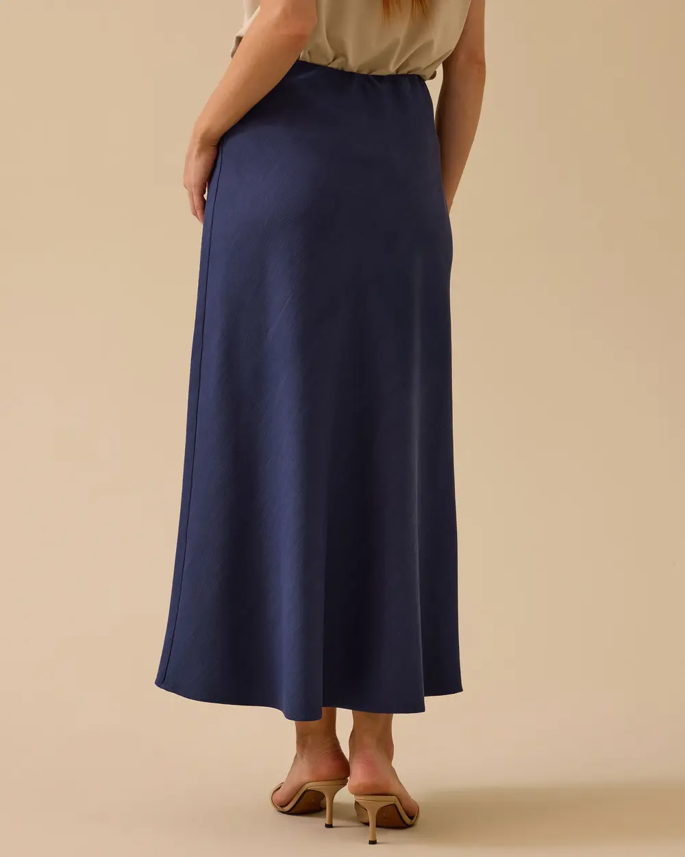 Straight Cut Long Skirt
