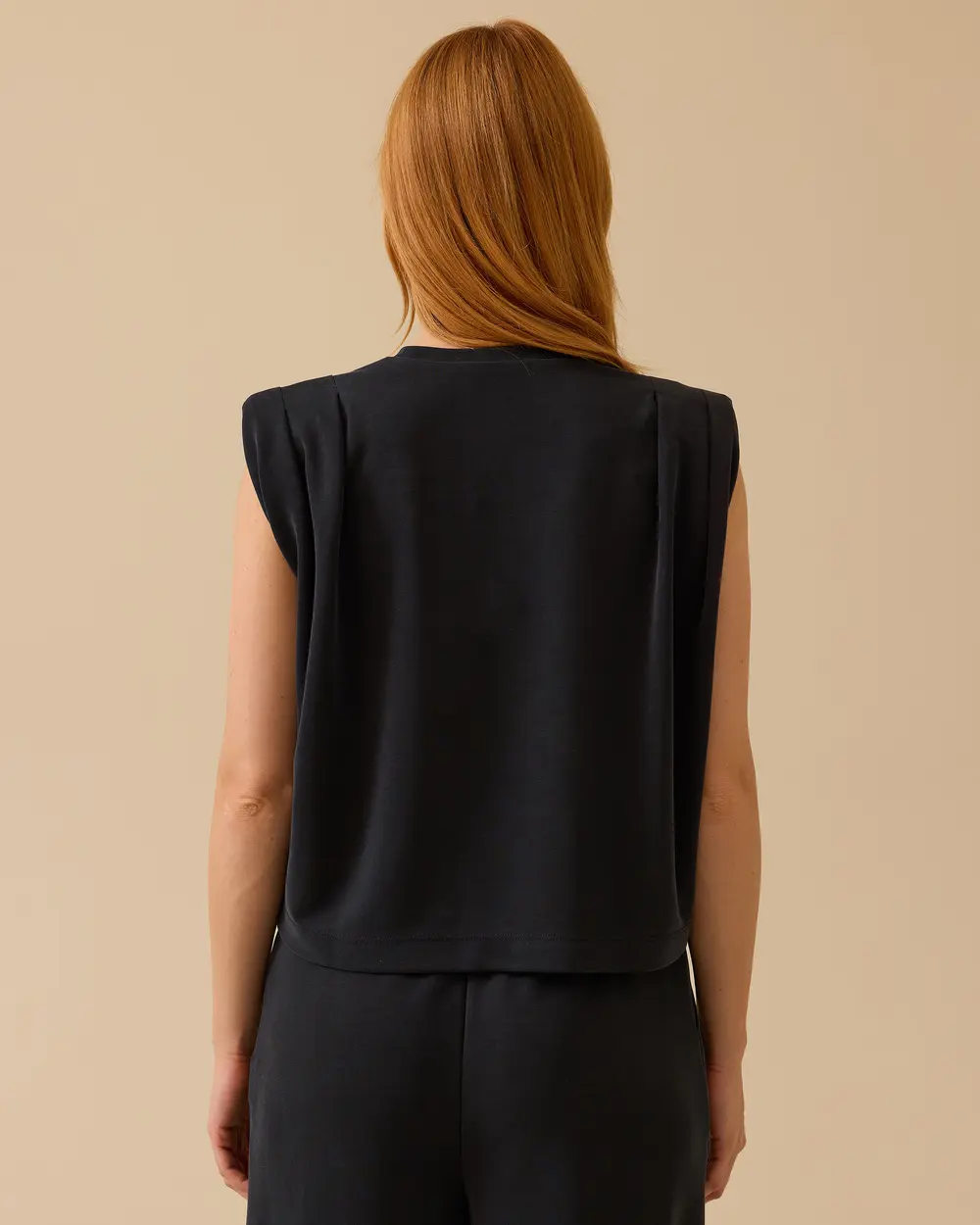 Sleeveless Blouse with Wadding