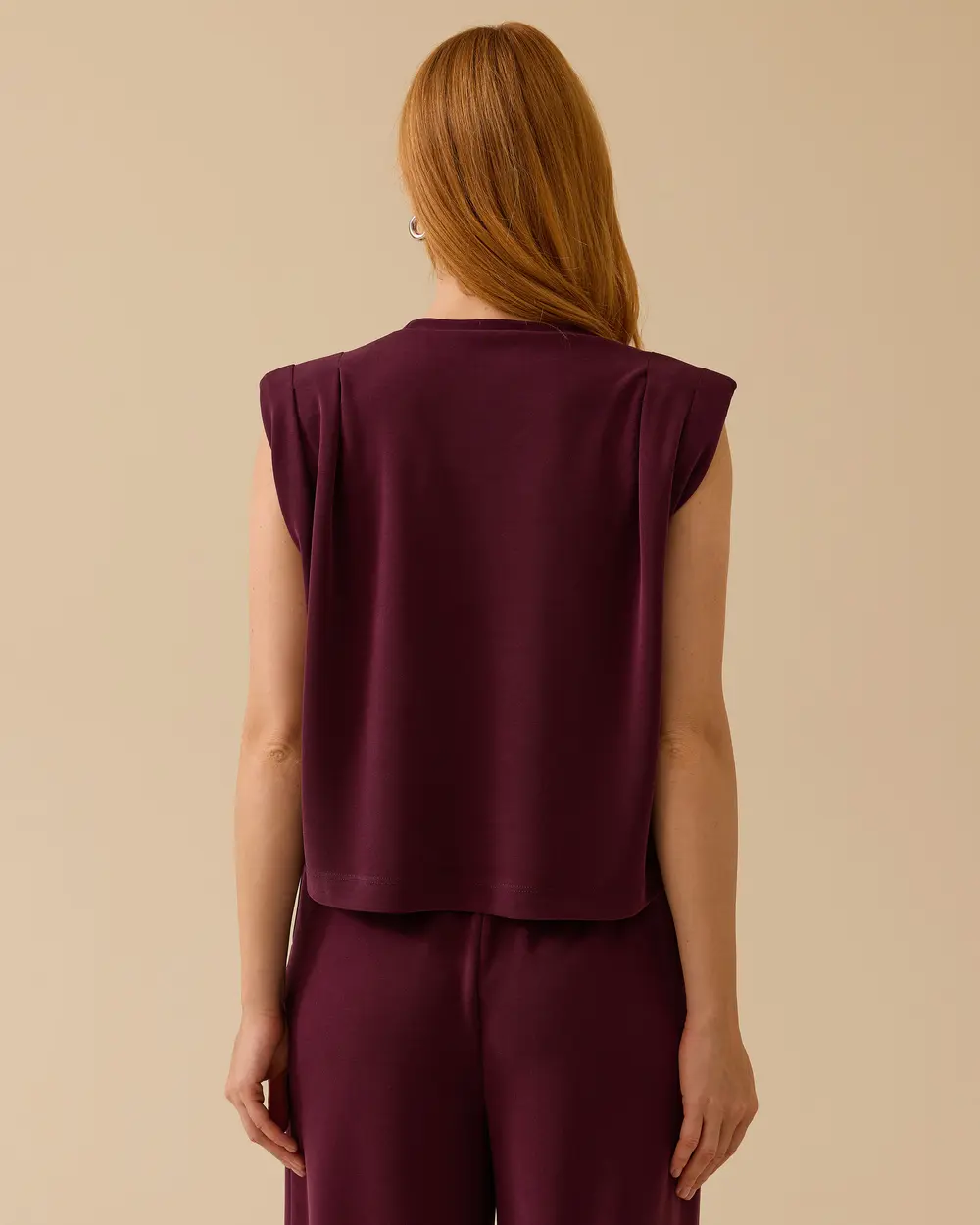 Sleeveless Blouse with Wadding