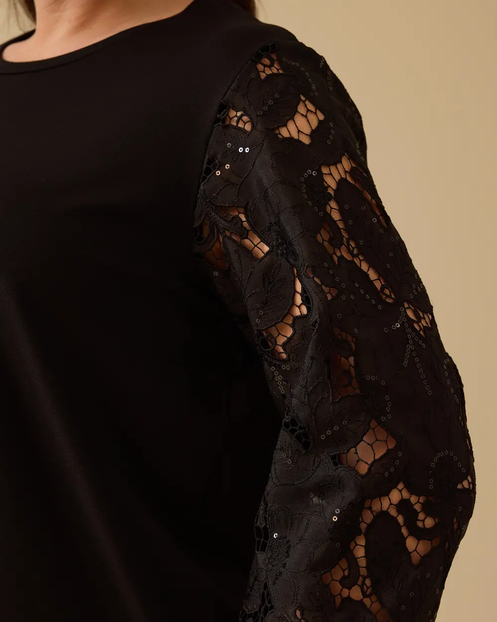 Büyük Beden Dantel Kollu Bluz