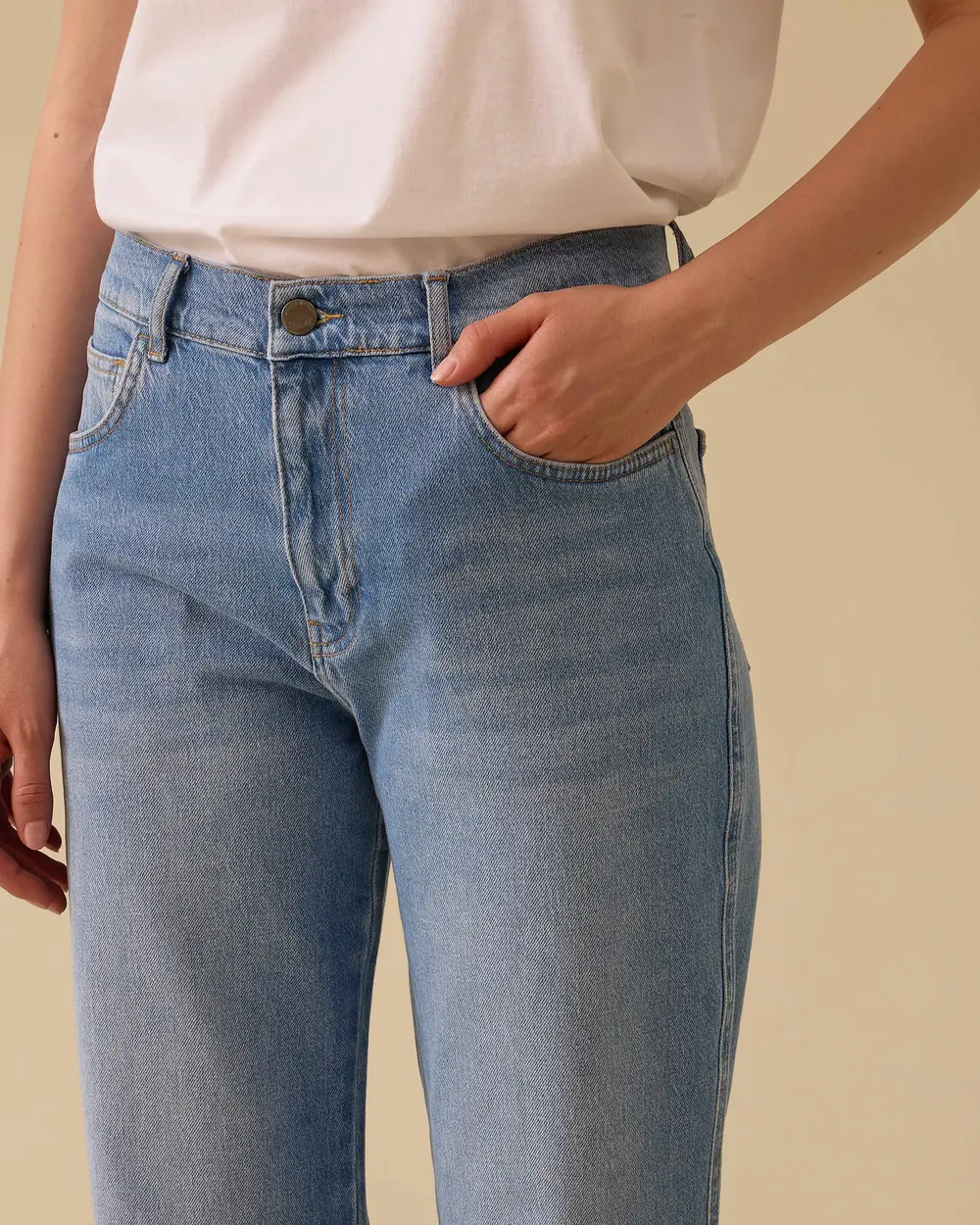 High Waist Buttoned Wide Leg Jean Pants