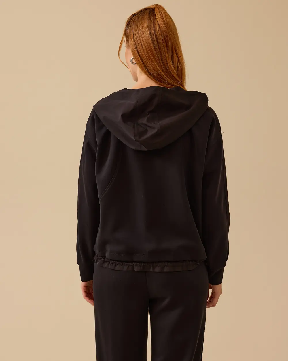 Bağcık Detaylı Kapüşonlu Sweatshirt