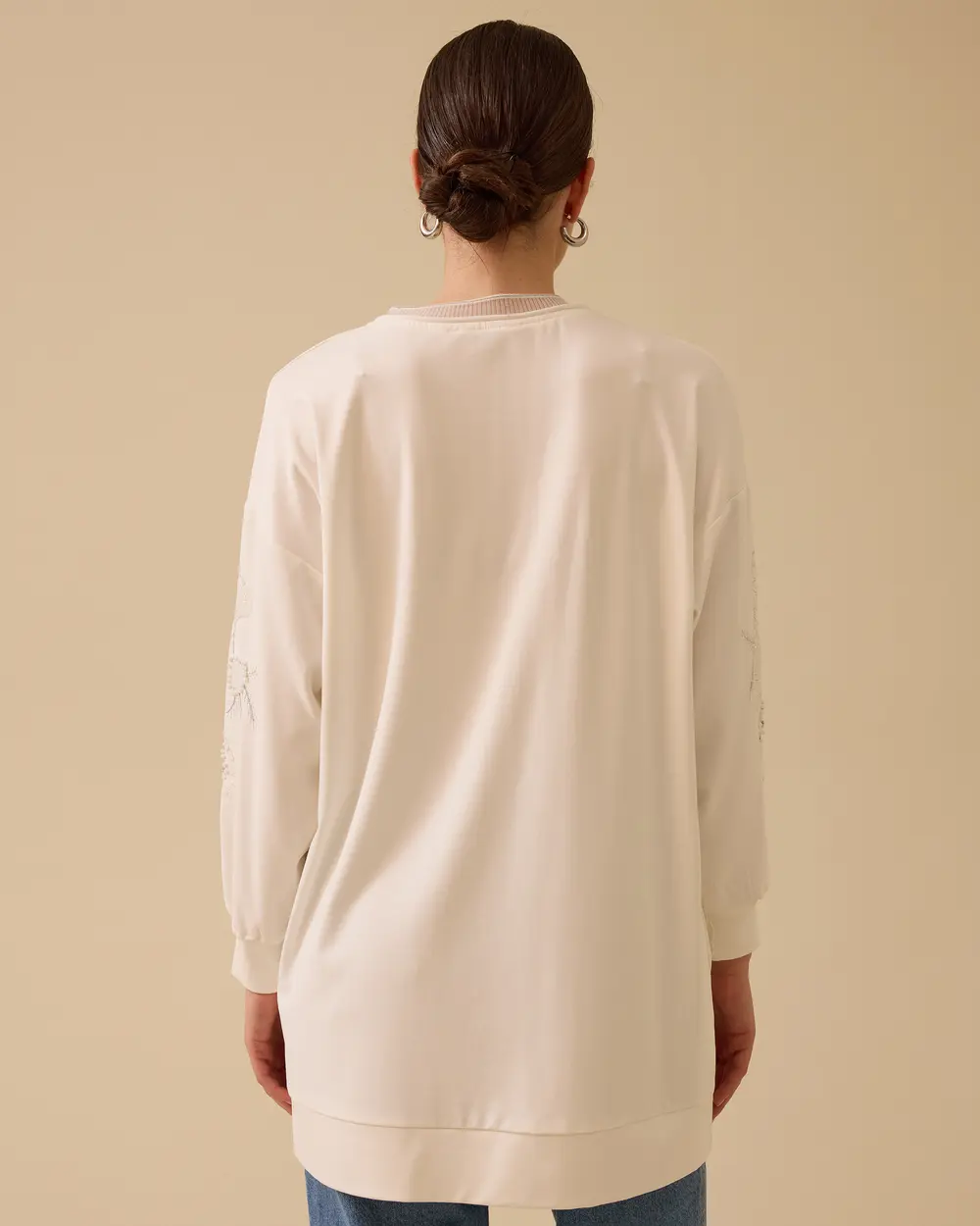 Yuvarlak Yaka Kol Detaylı Sweatshirt