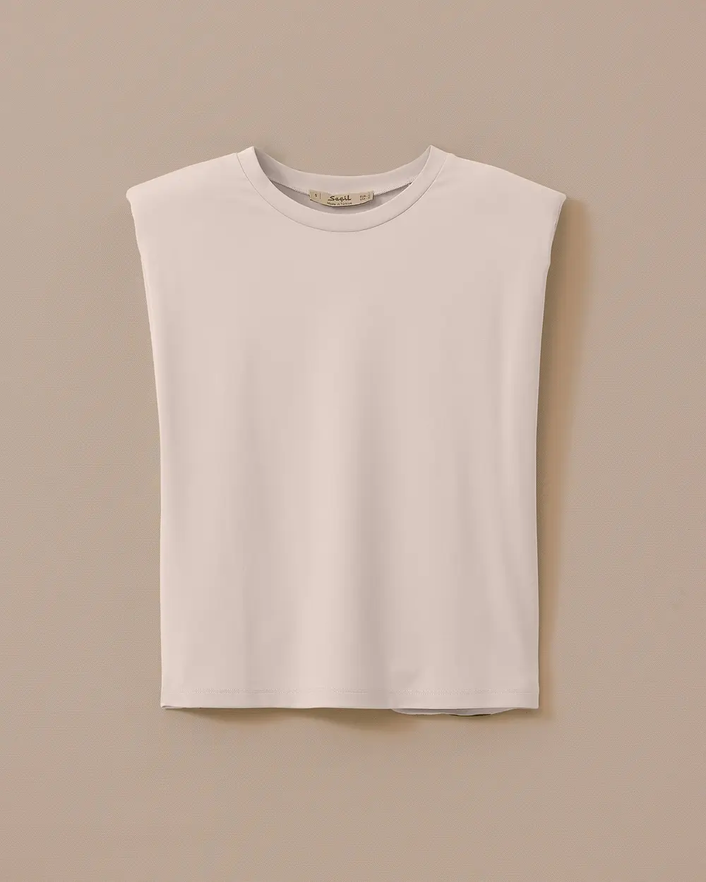 Vatkalı Kolsuz Yuvarlak Yaka Tişört