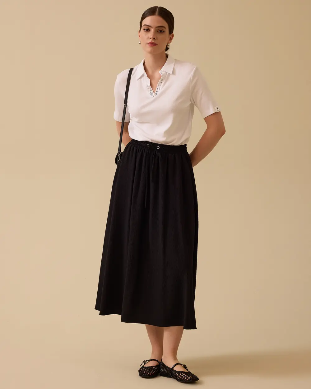 Polo Yaka Taş Detaylı Tişört