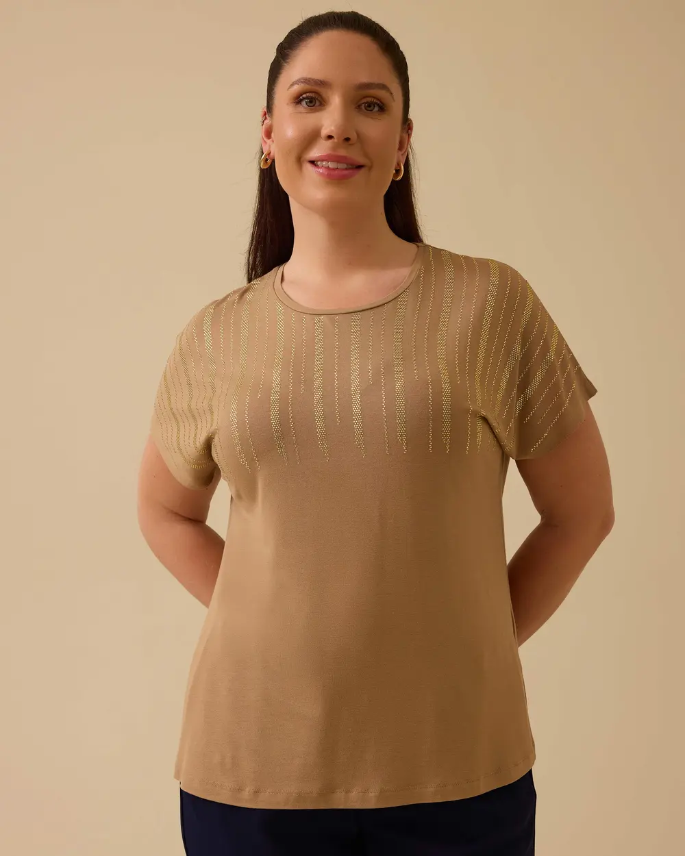 Plus Size Short Sleeve T-Shirt with Stones