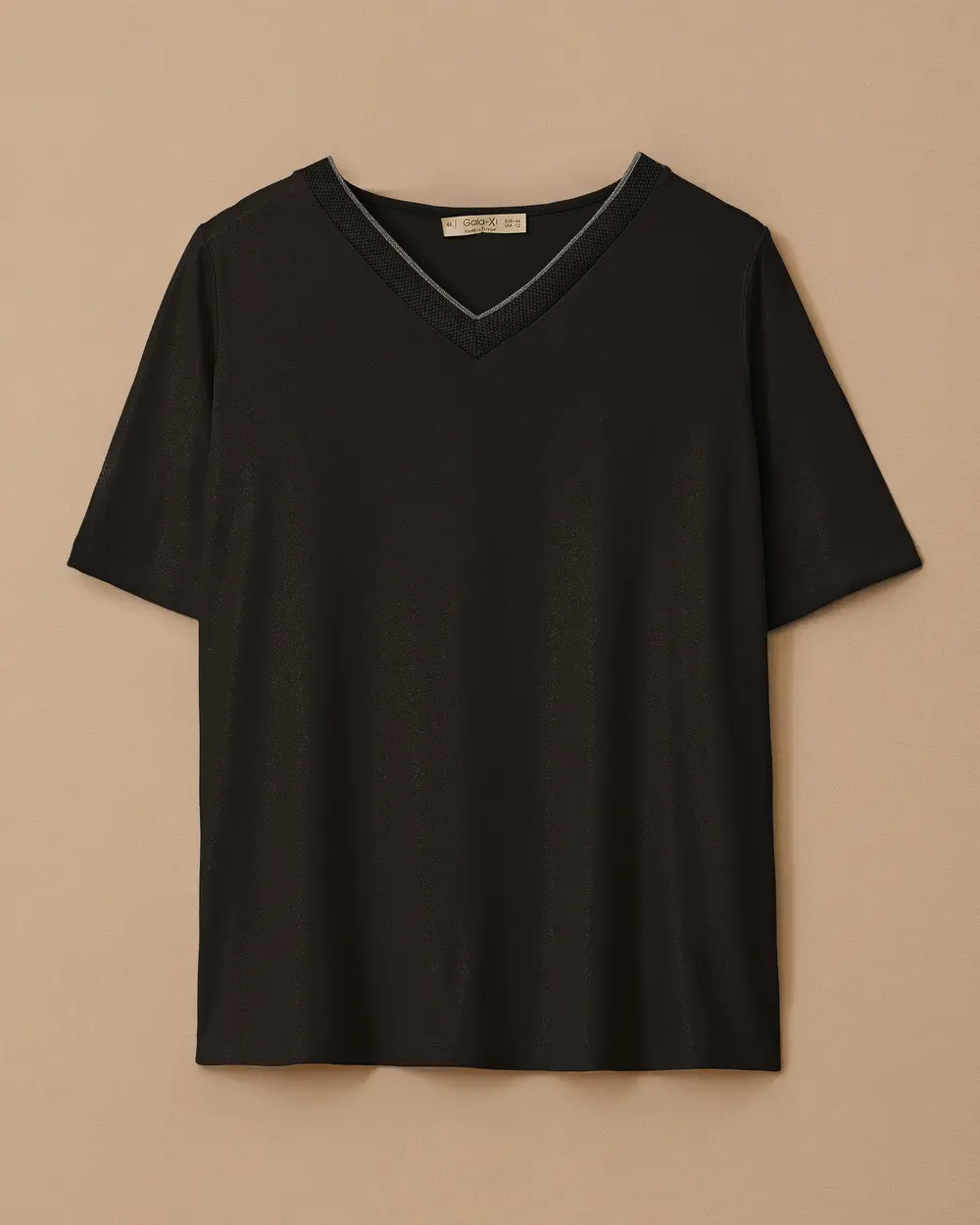 Plus Size V-Neck Shiny Textured T-Shirt