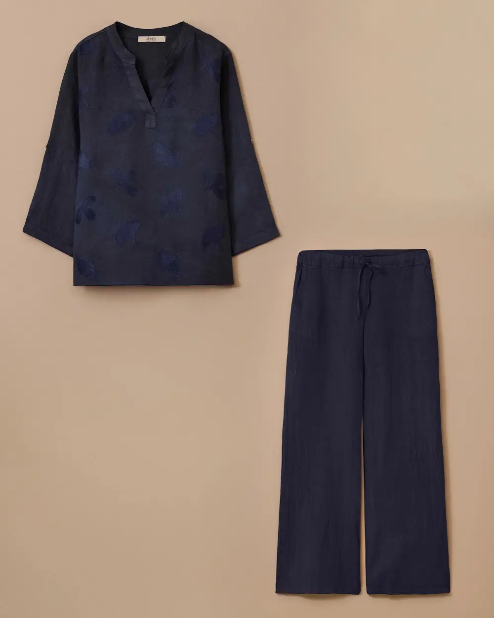 Embroidery Detailed Set