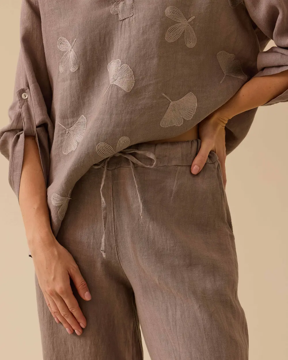 Embroidery Detailed Set