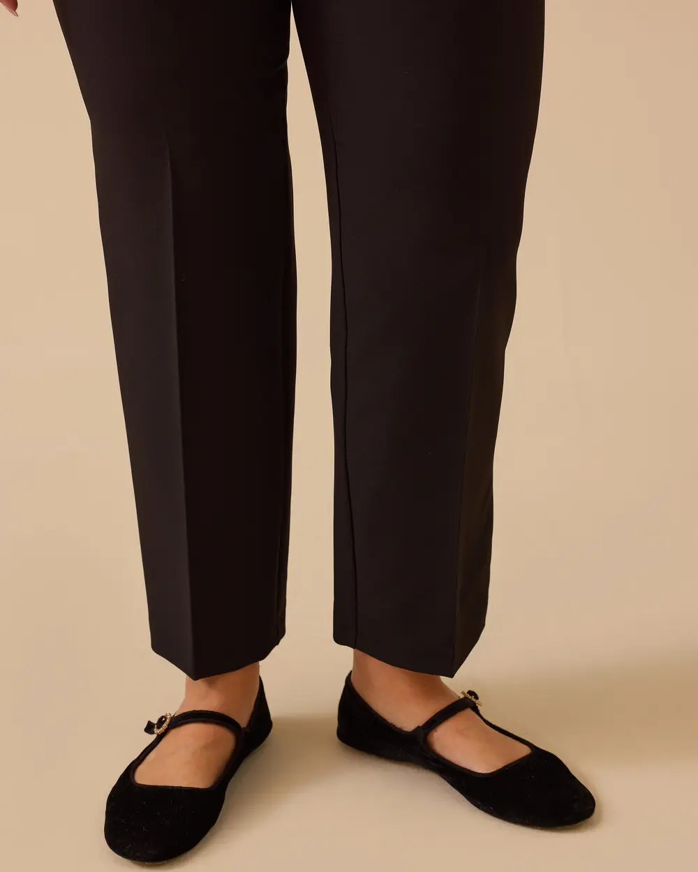 Ivy Beli Lastikli Bilek Boy Pantolon