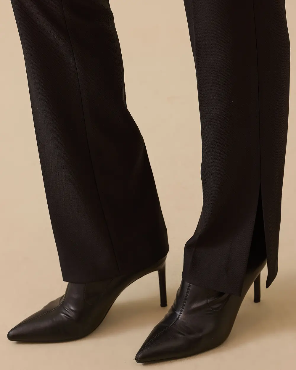 Yüksek Bel Paça Yırtmaçlı Tam Boy Pantolon