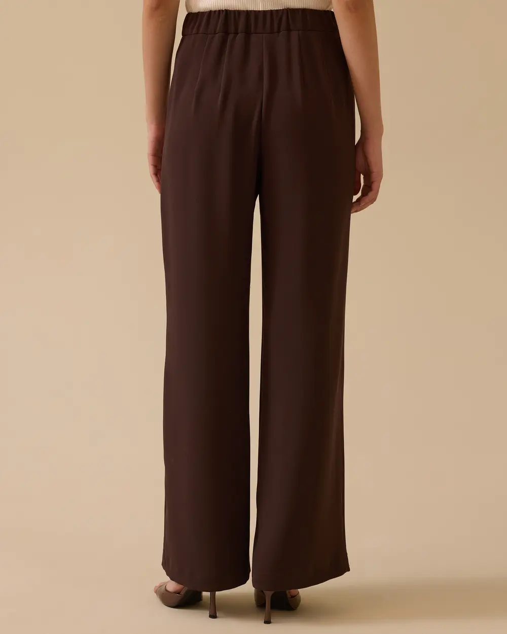 Pile Detaylı Bol Paça Pantolon