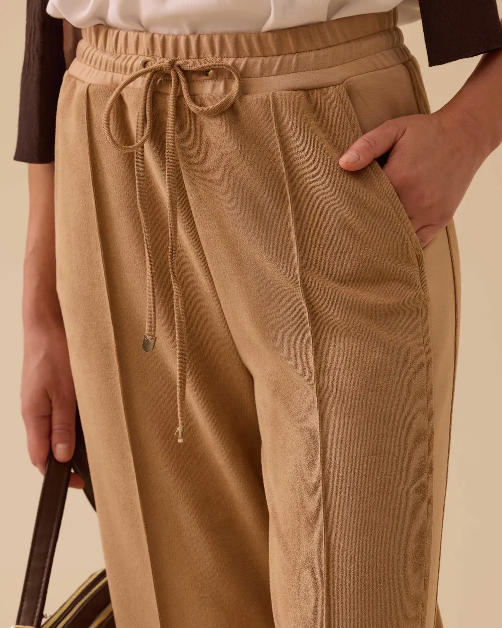 Cepli Bağcıklı Süet Pantolon