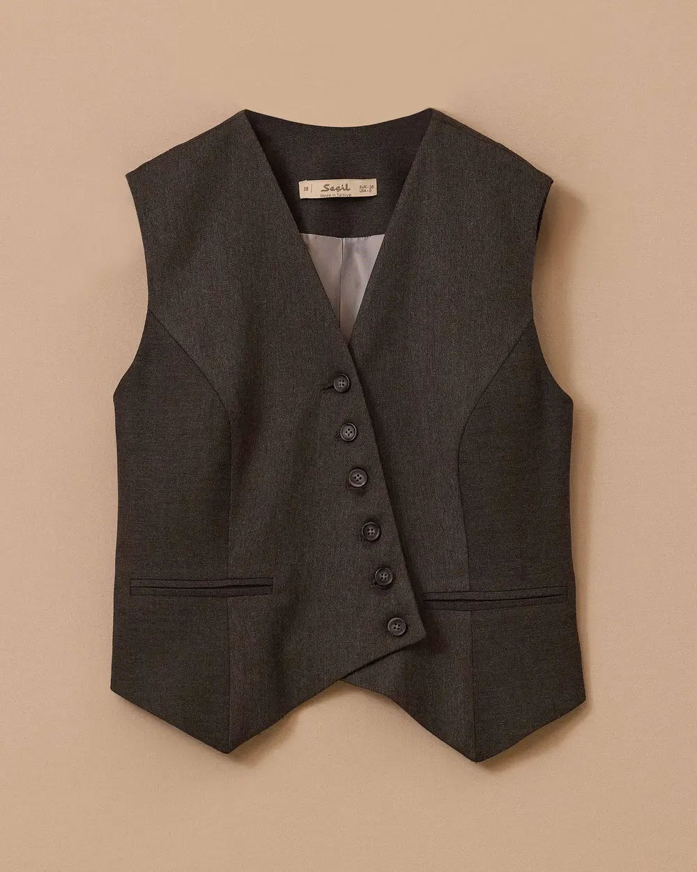 Asimetrik Kesim Düğmeli Yelek