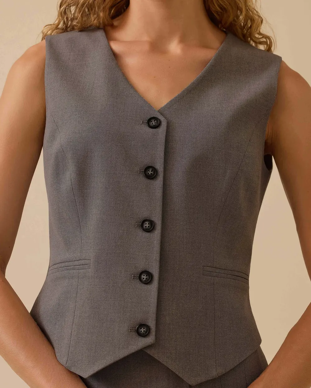 V Yaka Düğmeli Klasik Yelek