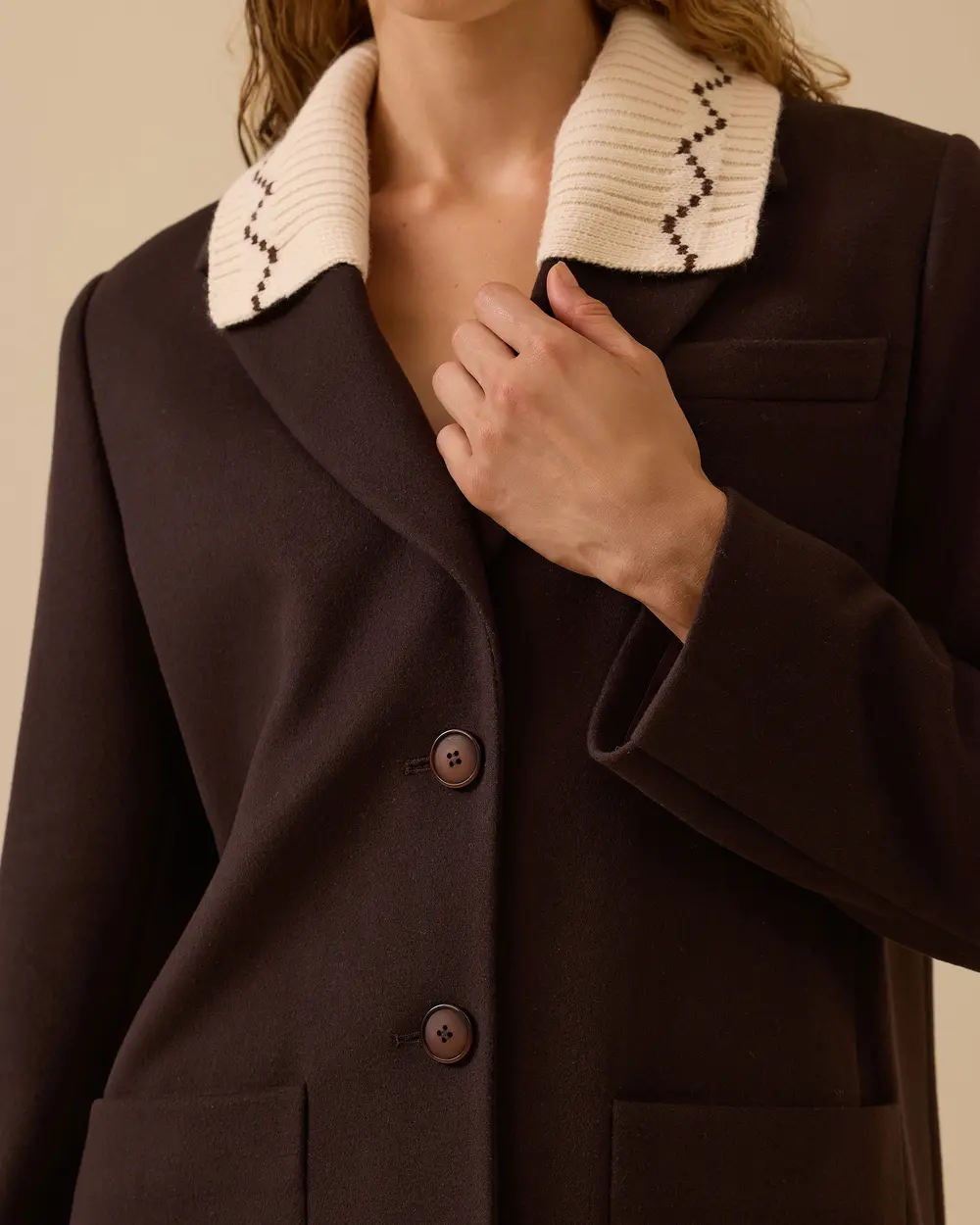 Triko Yaka Cepli Kaşe Ceket