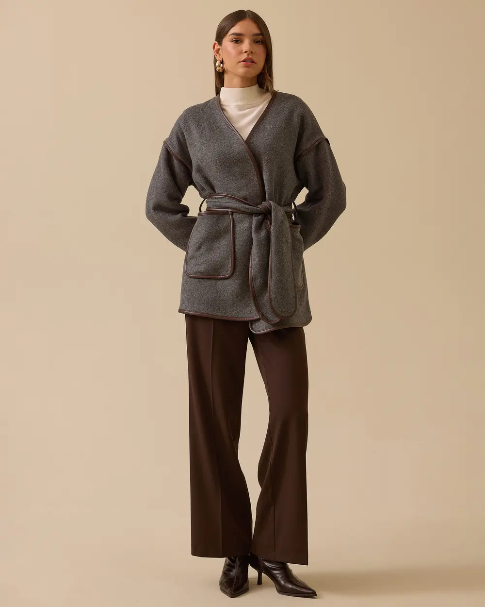 Suni Deri Biyeli Kuşaklı Ceket