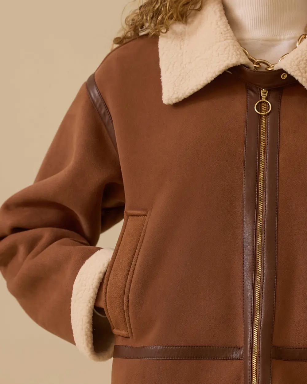 Peluş Astarlı Kısa Ceket