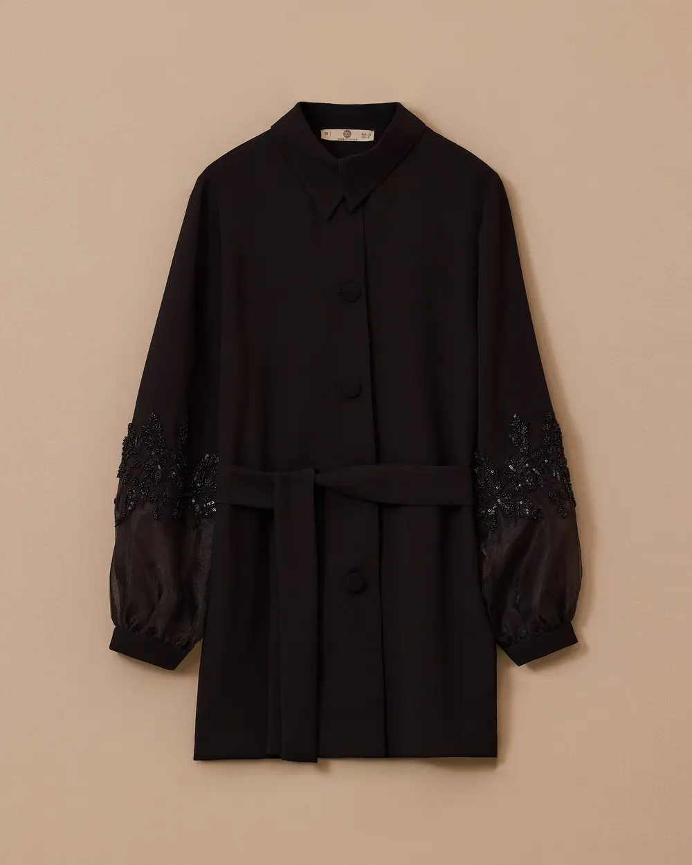 Nakış İşlemeli Kol Detaylı Kuşaklı Ceket