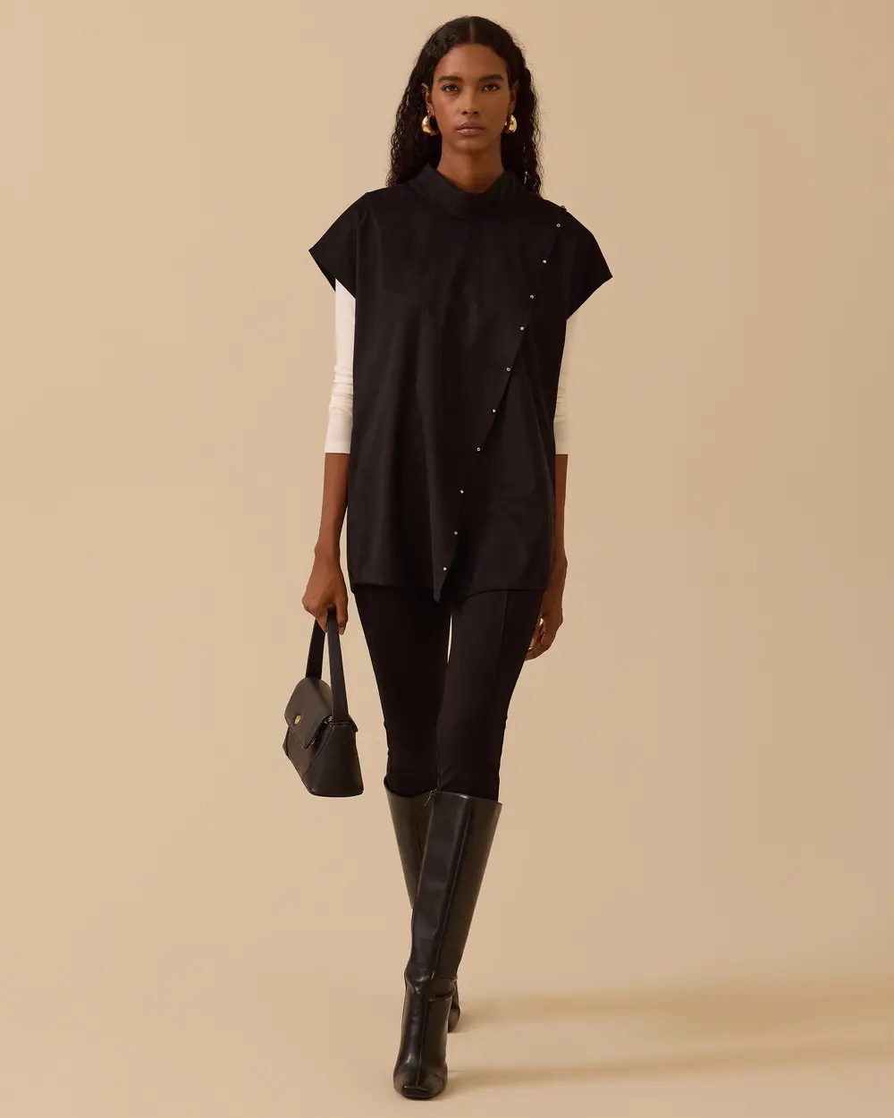 Dik Yaka Asimetrik Süet Süveter