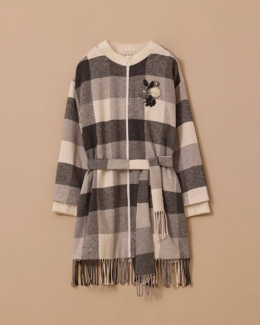 Püsküllü Kuşaklı Ekose Ceket