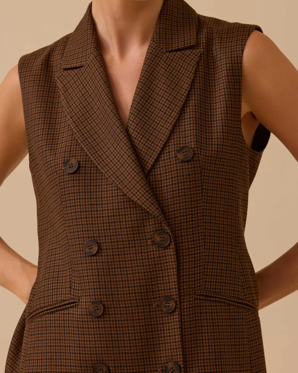 Ekose Desenli Düğmeli Yelek