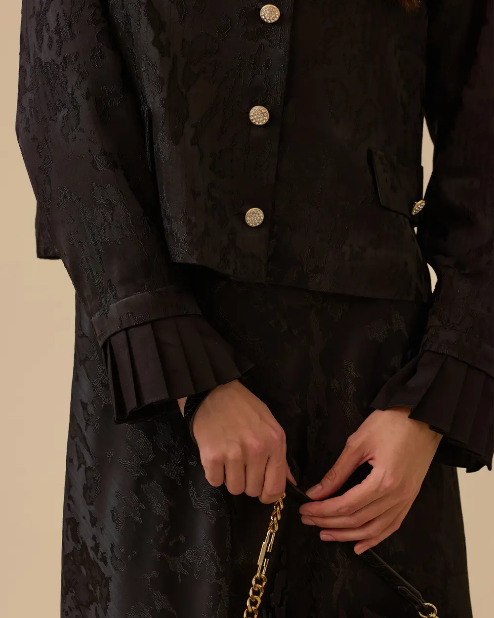 Desenli Kol Detaylı Jakar Ceket