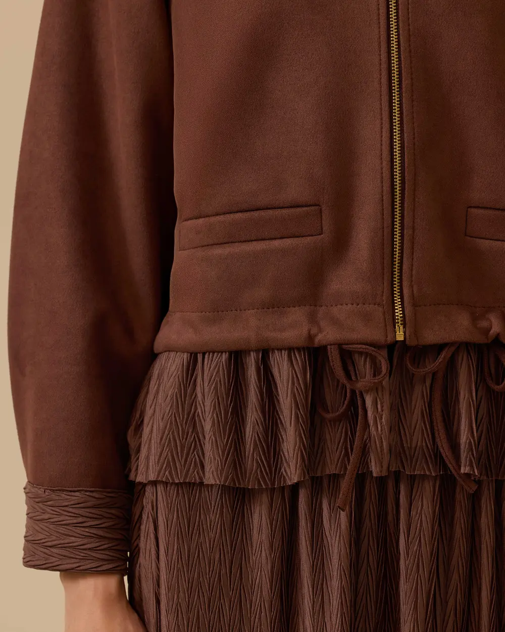 Fırfır Detaylı Süet Ceket