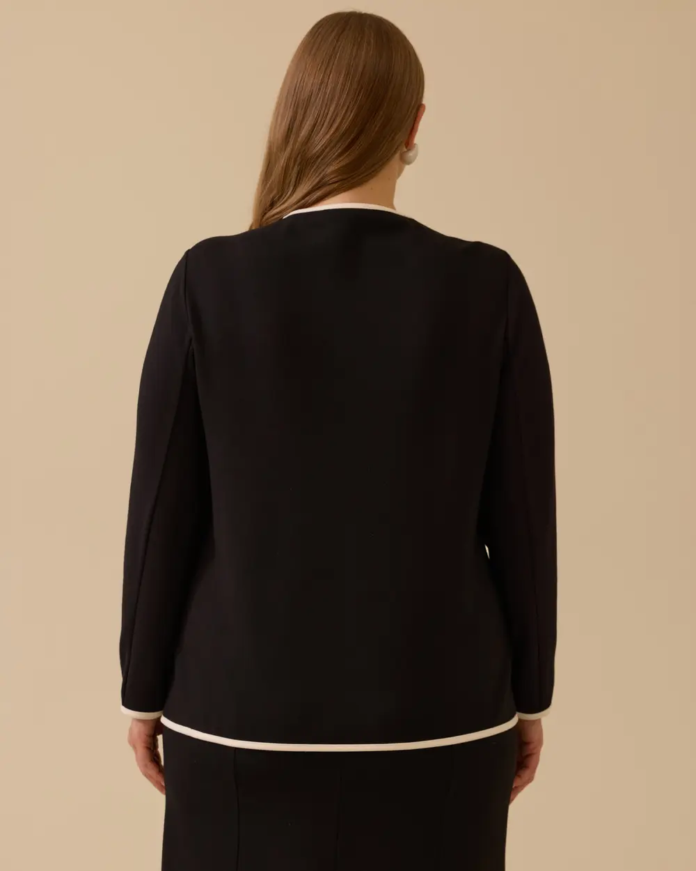 Büyük Beden Biye Detaylı Düğmeli Hırka