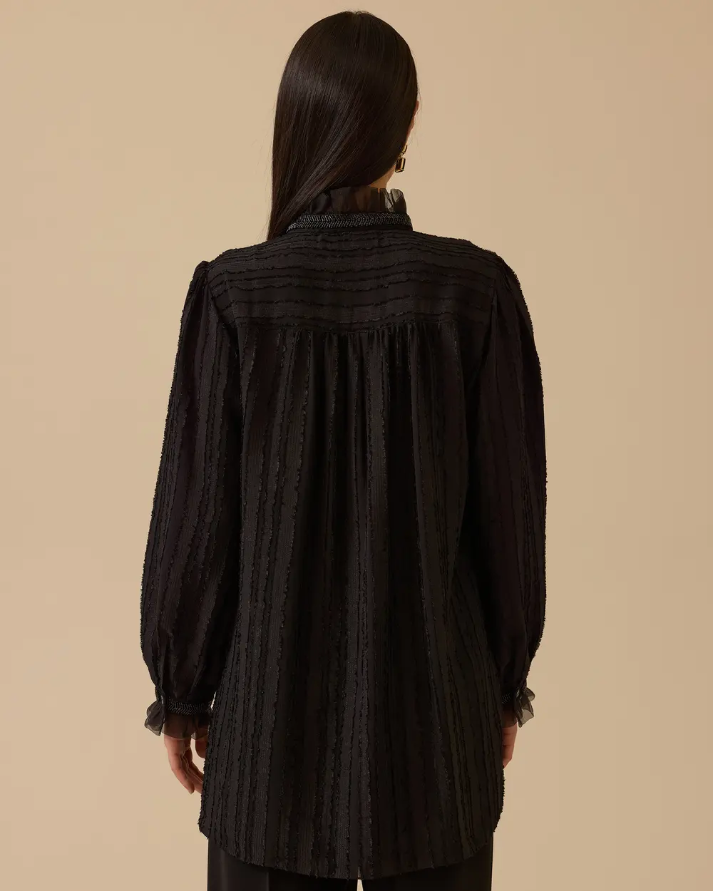 Dokulu Şifon Fular Detaylı Tunik