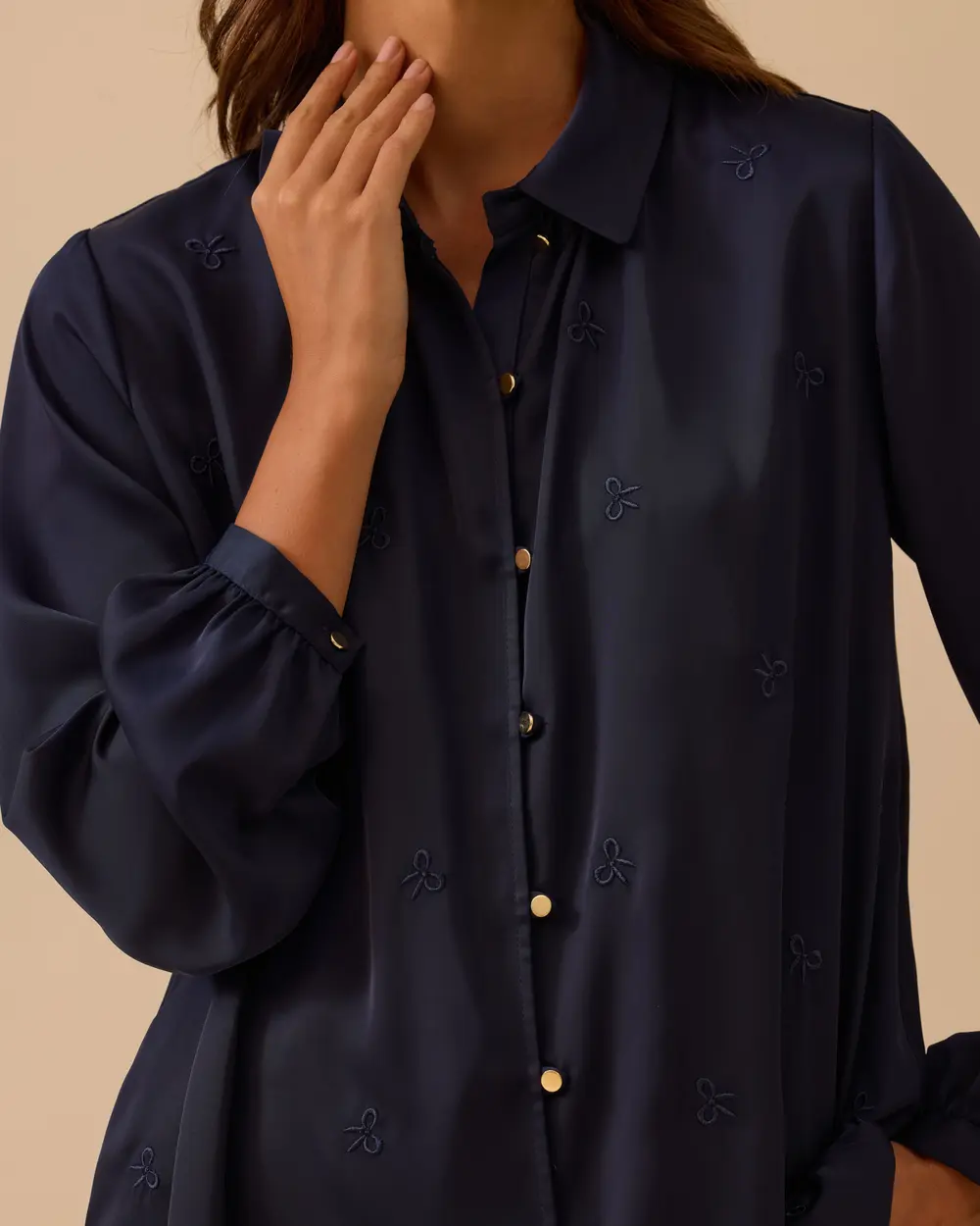 Gömlek Yaka Nakış Detaylı Tunik