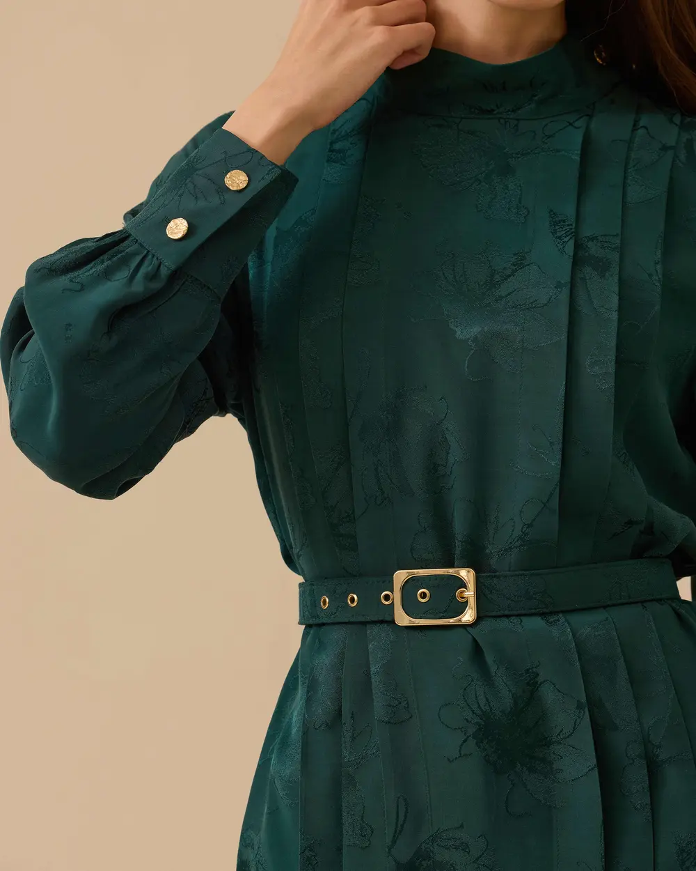 Kemer Detaylı Pliseli Jakarlı Tunik