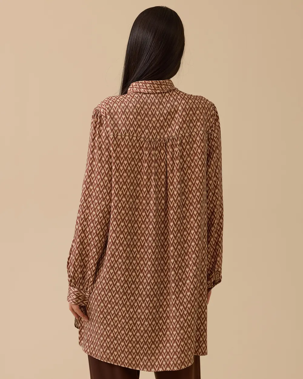 Fular Yakalı Desenli Tunik