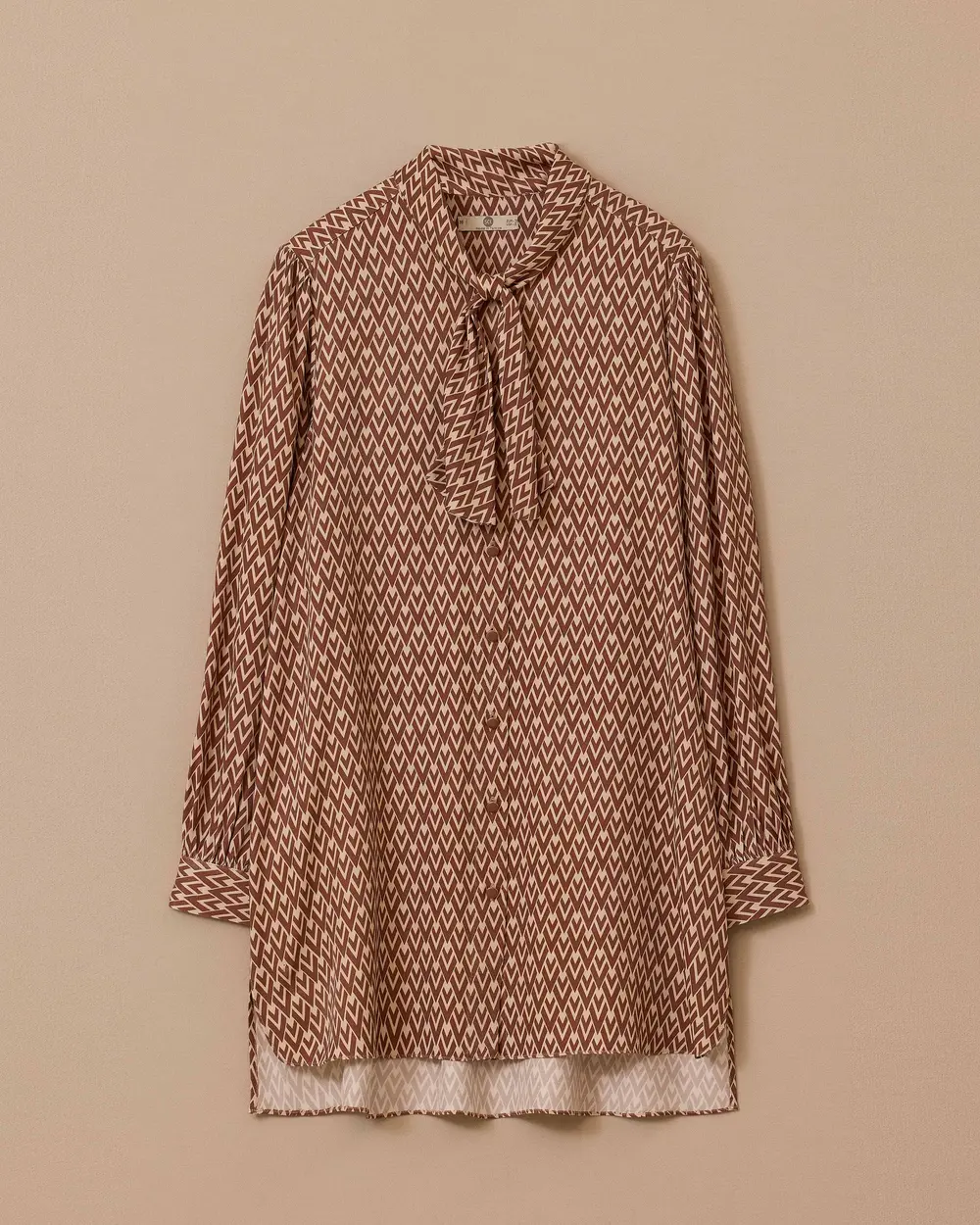 Fular Yakalı Desenli Tunik