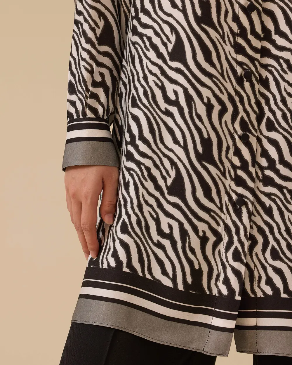 Zebra Desenli Bağlama Detaylı Tunik