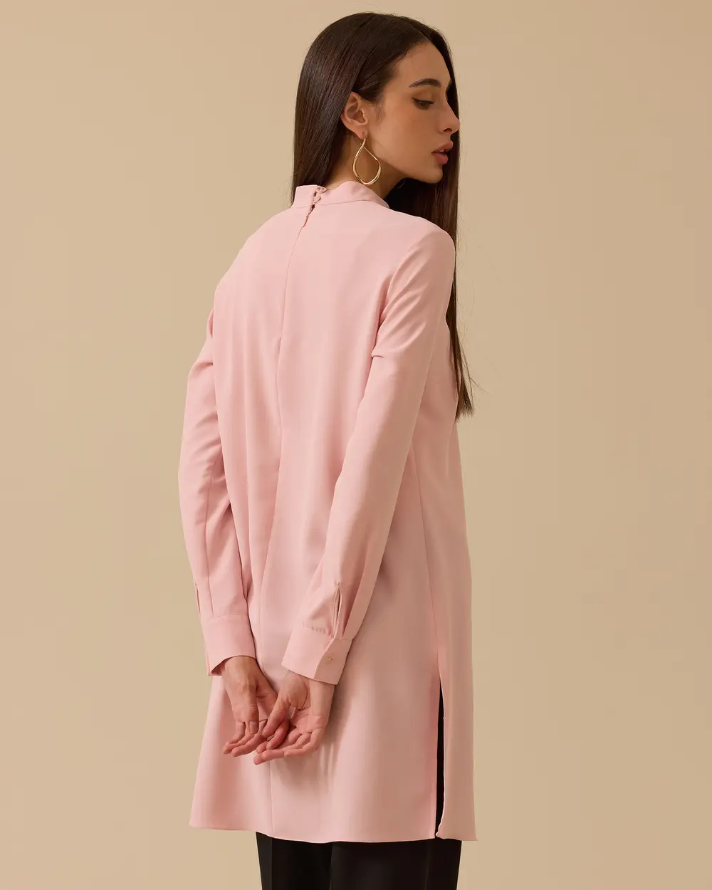 Dik Yaka Yan Yırtmaçlı Tunik