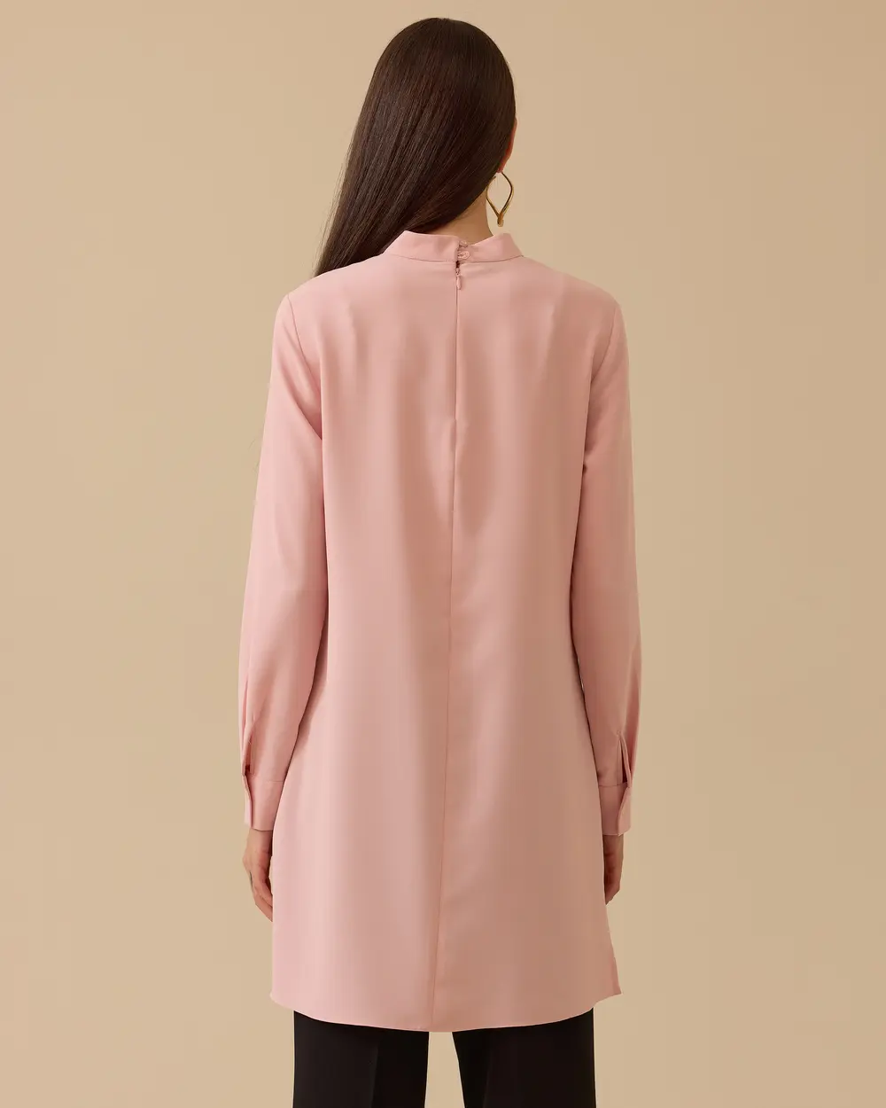 Dik Yaka Yan Yırtmaçlı Tunik