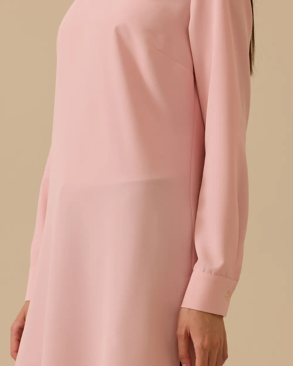 Dik Yaka Yan Yırtmaçlı Tunik